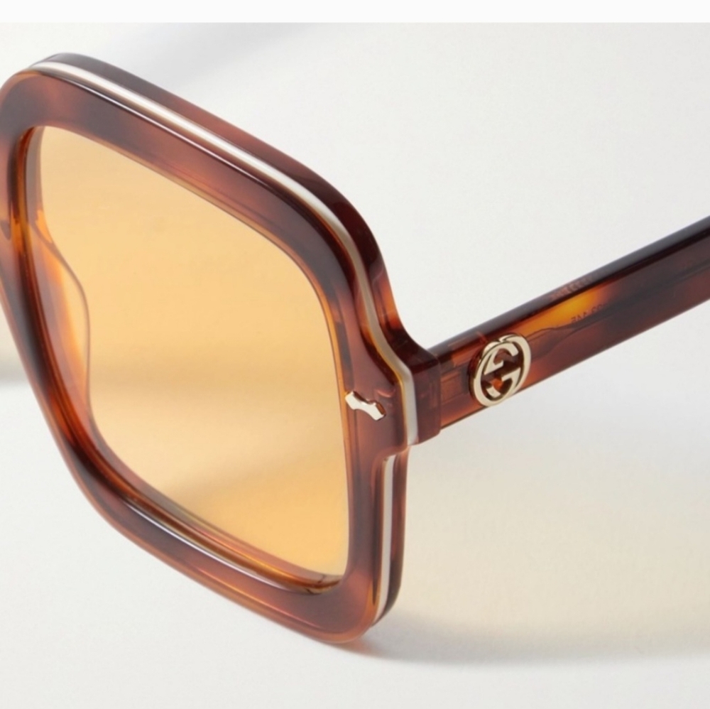 Auth‼️ GUCCI SUNGLASSES EUC - Picture 2 of 8